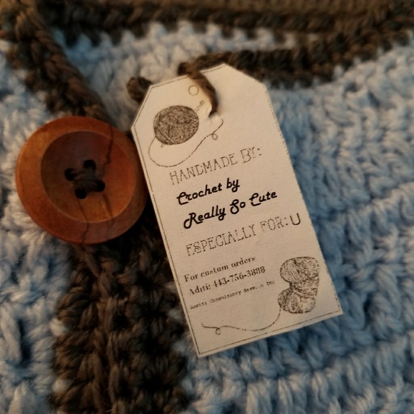 Handmade Crochet Baby Sweater With Elephant - Picture 4 of 4